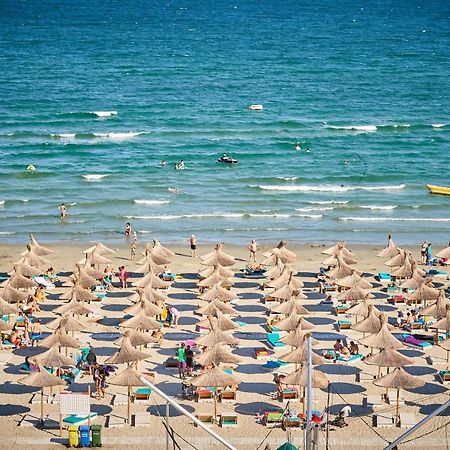 Blacksearama Apartment- Spa, Pools And Parking Mamaia Eksteriør bilde