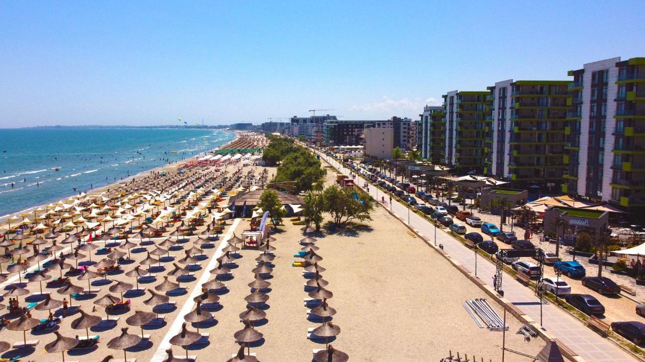 Blacksearama Apartment- Spa, Pools And Parking Mamaia Eksteriør bilde