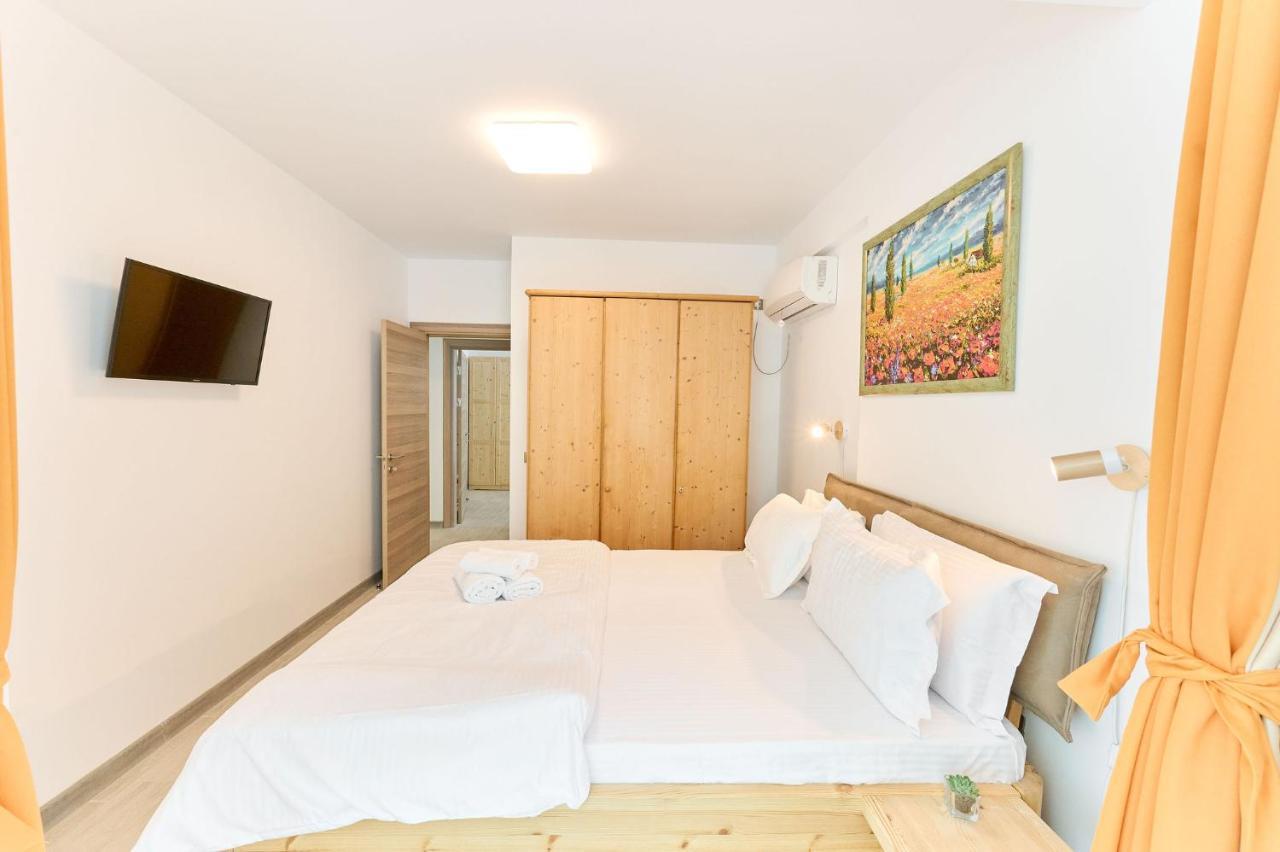 Blacksearama Apartment- Spa, Pools And Parking Mamaia Eksteriør bilde